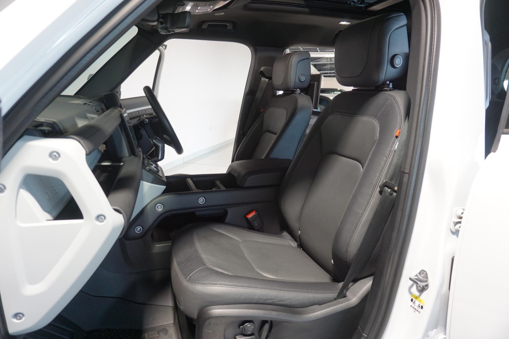 Land Rover Defender 110 2.0 P400e 15.4kWh X-Dynamic HSE SUV 5dr Petrol Plug-in Hybrid Auto 4WD Euro 6 (s/s) (404 ps)